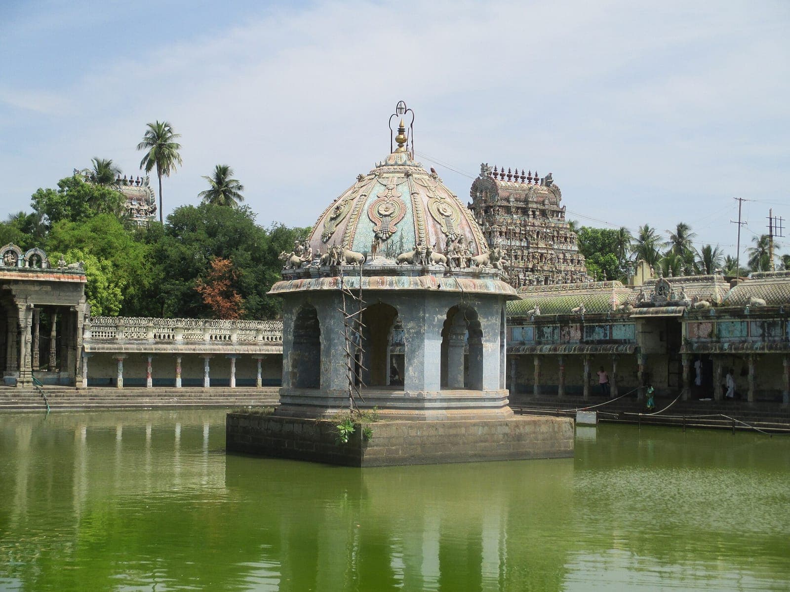 The temple tank with its central pavilion at Vaitheeswaran Koil
