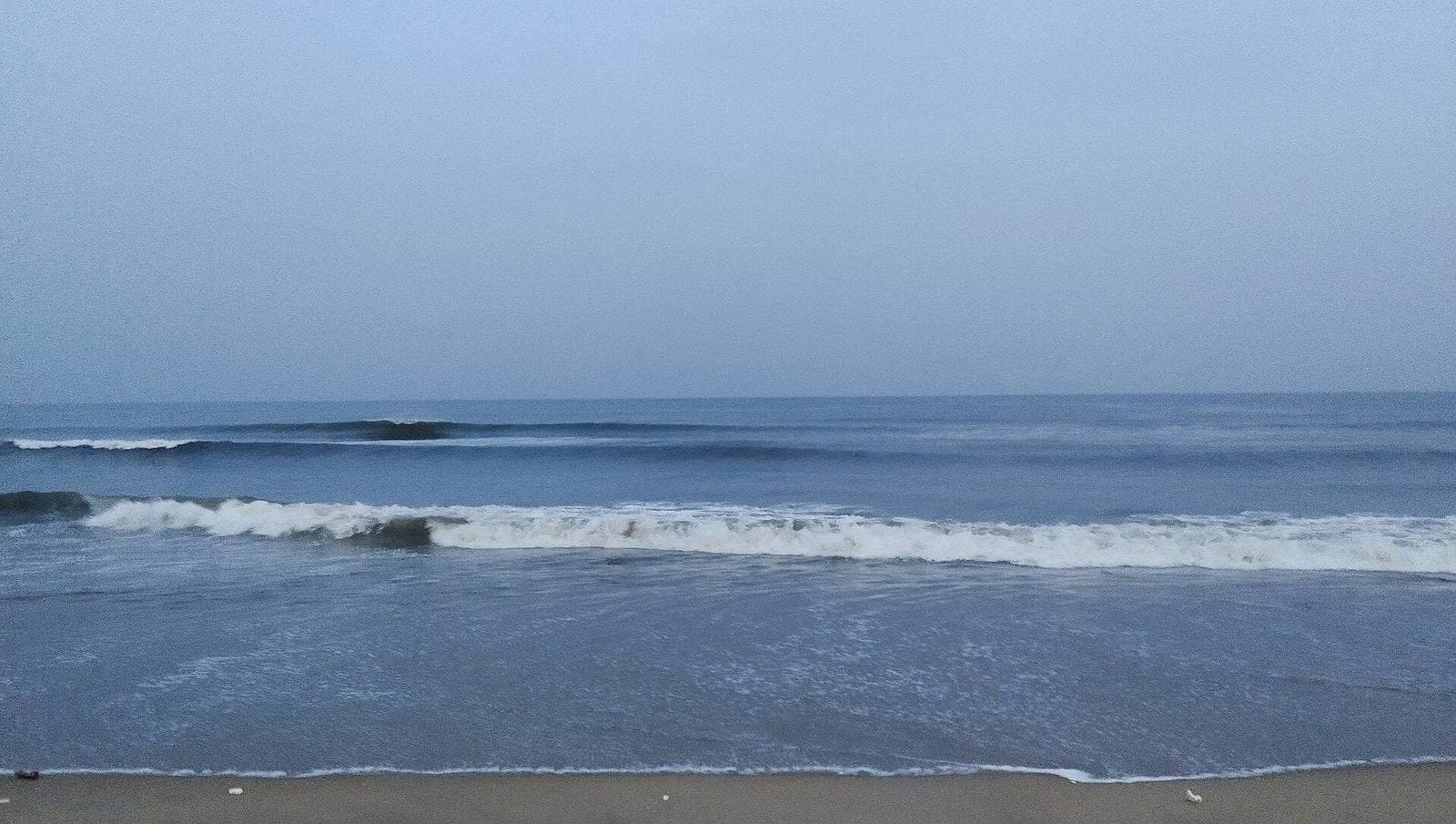 Waves breaking on the shore of the Bay of Bengal at Chennai